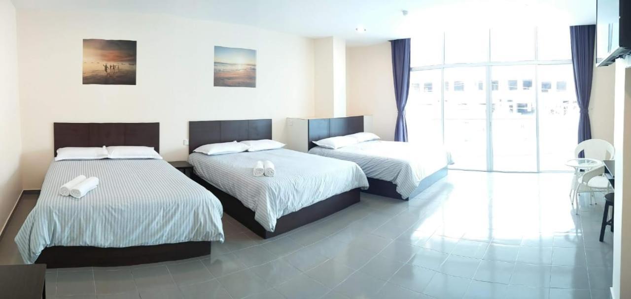 Hotel Pangkor Sj Pekan Pangkor Екстериор снимка