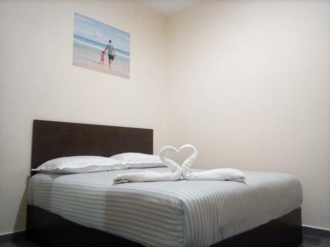 Hotel Pangkor Sj Pekan Pangkor Екстериор снимка